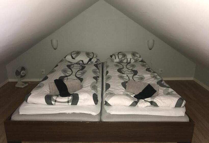 هتل Hallandsgården Mellbystrand