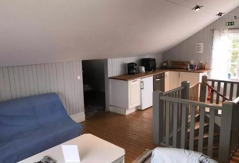 ホテル Hallandsgården Mellbystrand