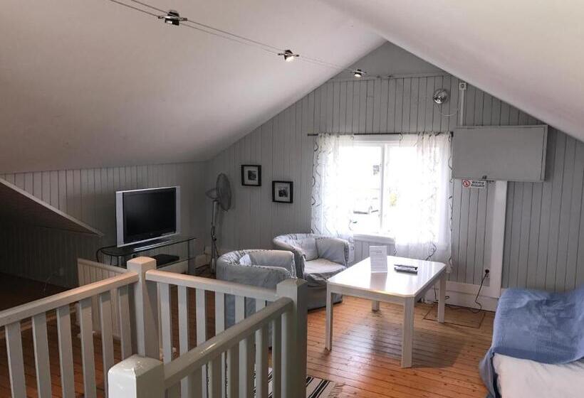 هتل Hallandsgården Mellbystrand