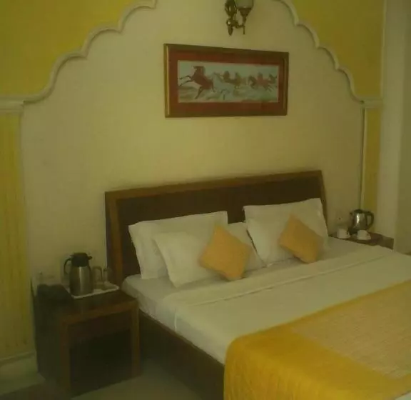 هتل Roshan Haveli