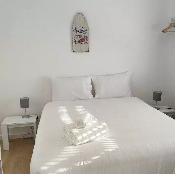 ホテル Villa Paraíso Da Caparica