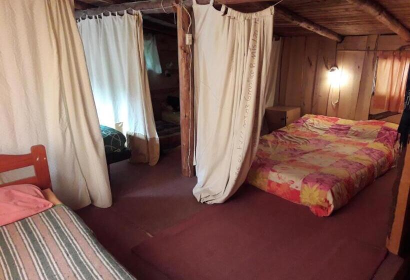 La Casa Del Viajero Hostel