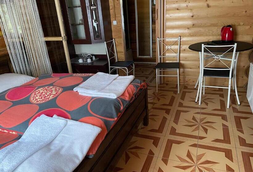 بنسيون Guest House Nad Tisou