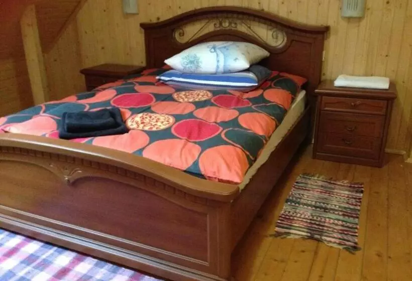 Majatalo Guest House Nad Tisou