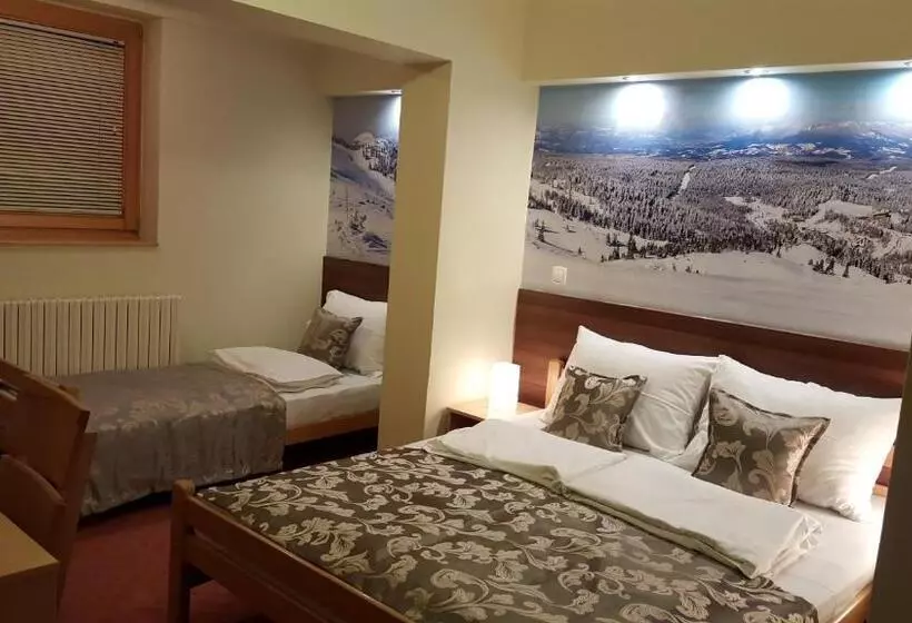 پانسیون Guesthouse Lucic