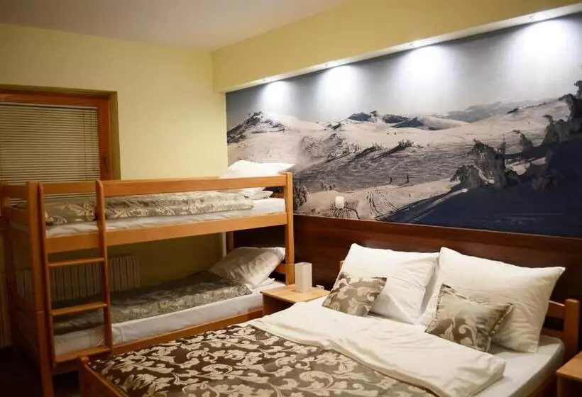 پانسیون Guesthouse Lucic
