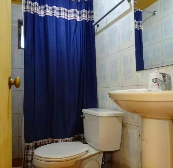 پانسیون Hostal Portal De Ortúzar