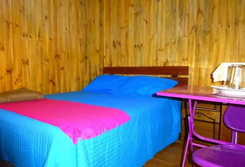 پانسیون Hostal Portal De Ortúzar