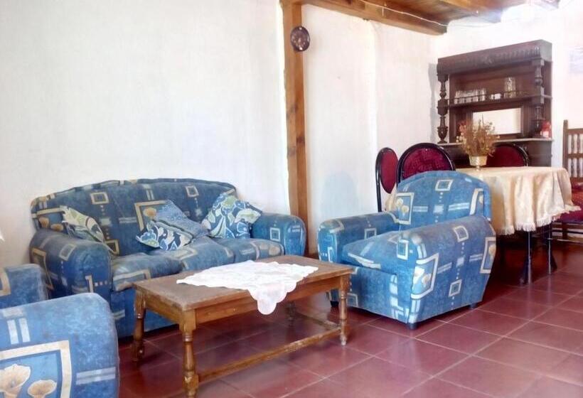 ペンション Hostal Portal De Ortúzar