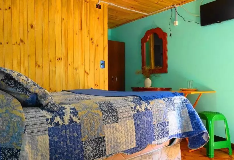 پانسیون Hostal Portal De Ortúzar