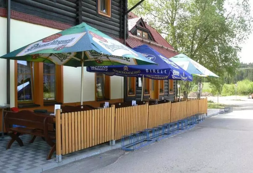 Majatalo Penzion Pstruh