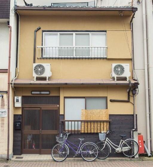 Pension (Hôtel basse catégorie) Riusu   流苏