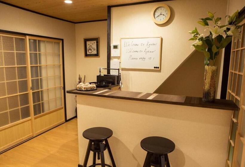 Pension (Hôtel basse catégorie) Riusu   流苏