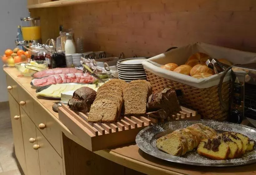 پانسیون Garni Hotel Pichler