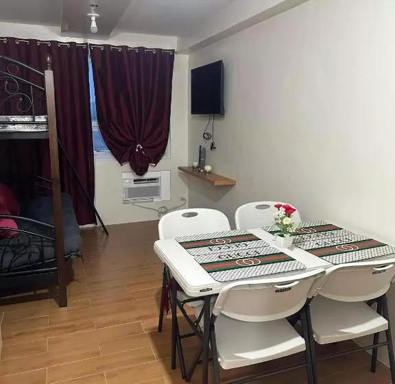 Retkeilymaja Seawind Tower 6 Condominium