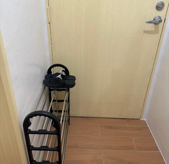 Retkeilymaja Seawind Tower 6 Condominium