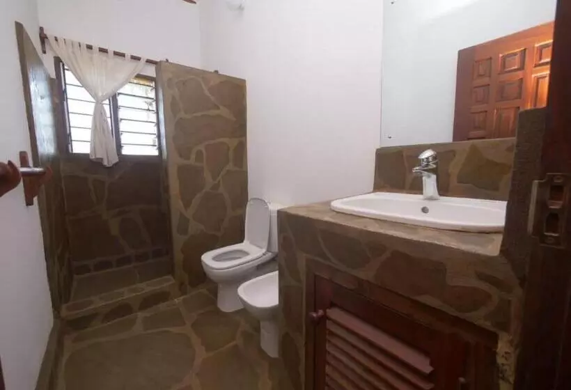Beach Way Villa