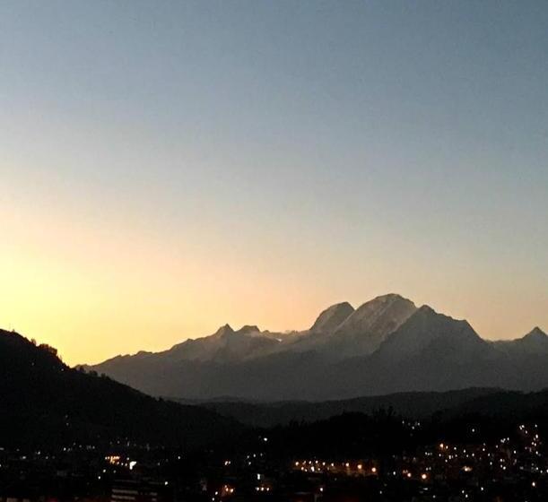 تختخواب و صبحانه De Turistas Huaraz