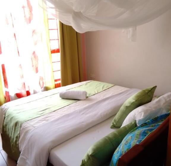 Bed and Breakfast Tsavo 90 Degrees