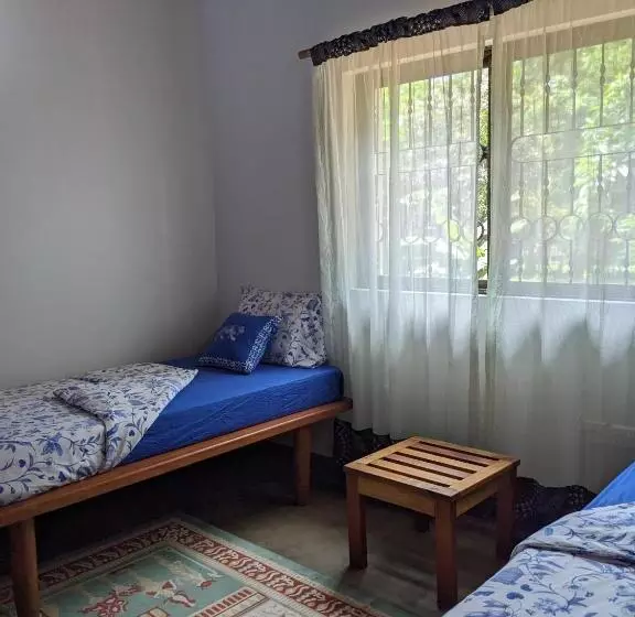 ベッドアンドブレックファースト Walk With Us Africa