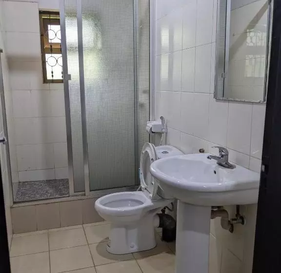 ベッドアンドブレックファースト Walk With Us Africa