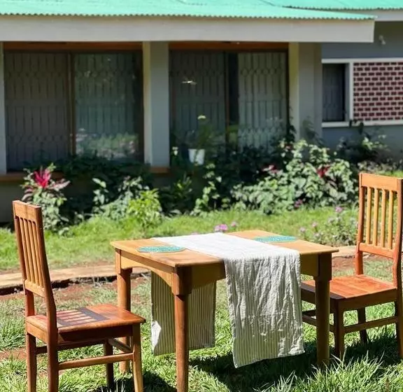 ベッドアンドブレックファースト Walk With Us Africa