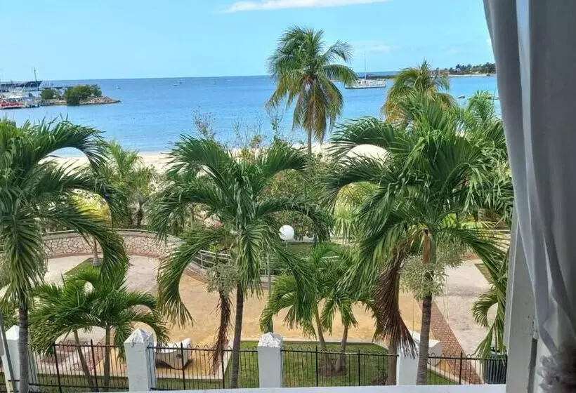 Beach Studio 24 At Sandcastles