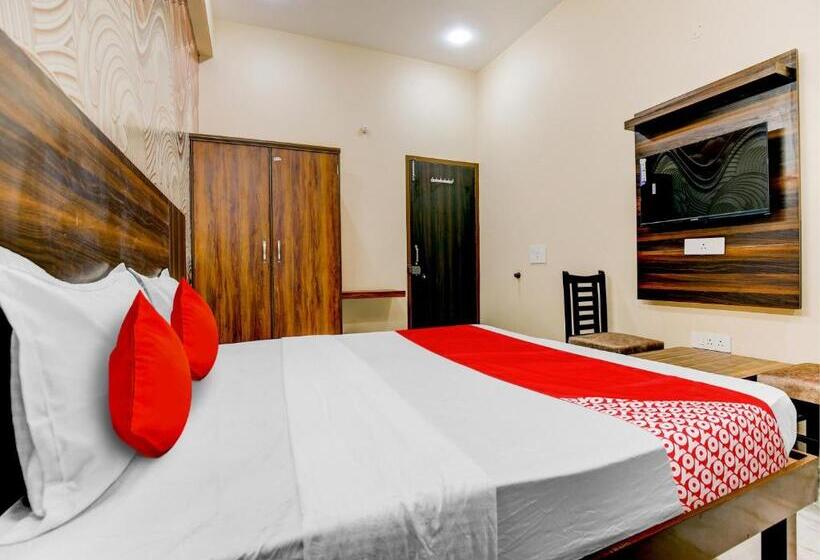 בית מלון כפרי O Gg Residency