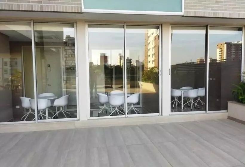 ホテル Distrito 90