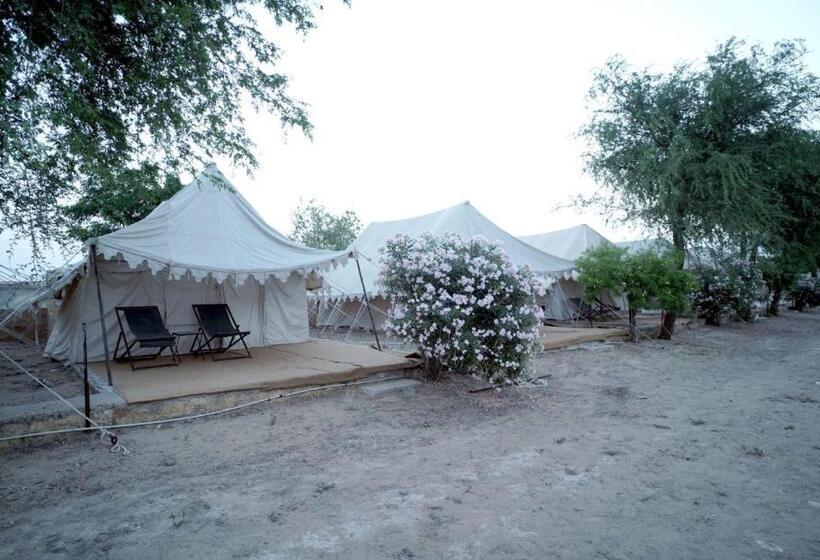 בית מלון כפרי Ekanta Resort