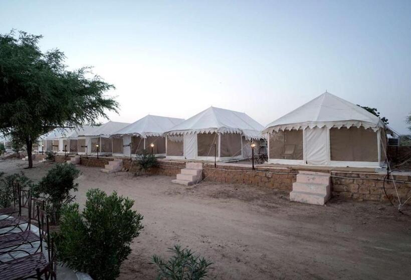 בית מלון כפרי Ekanta Resort