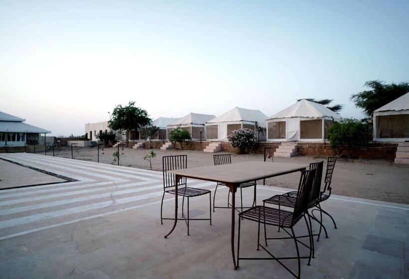 בית מלון כפרי Ekanta Resort