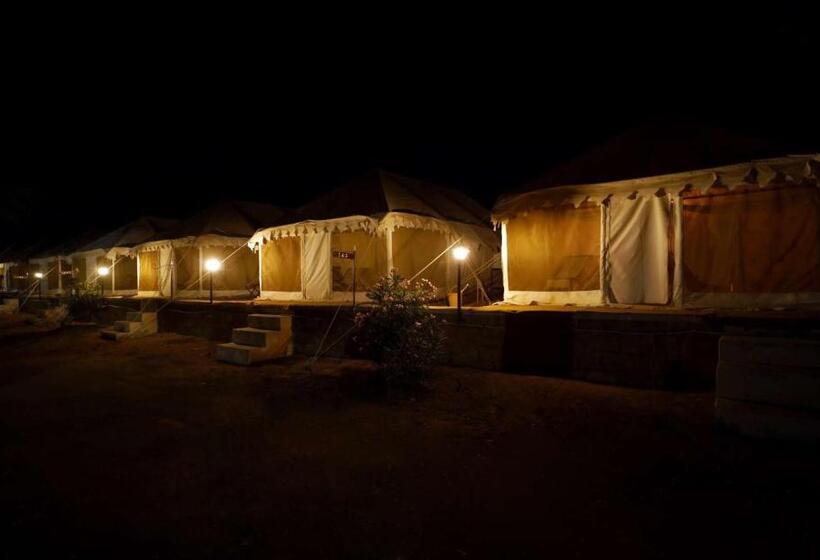 בית מלון כפרי Ekanta Resort