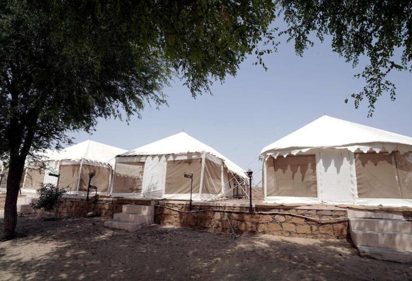 בית מלון כפרי Ekanta Resort