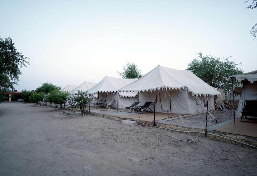 בית מלון כפרי Ekanta Resort