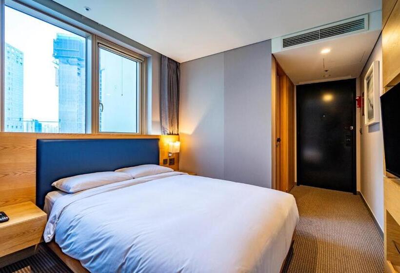 فندق Centum Business