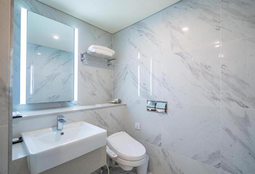 فندق Centum Business