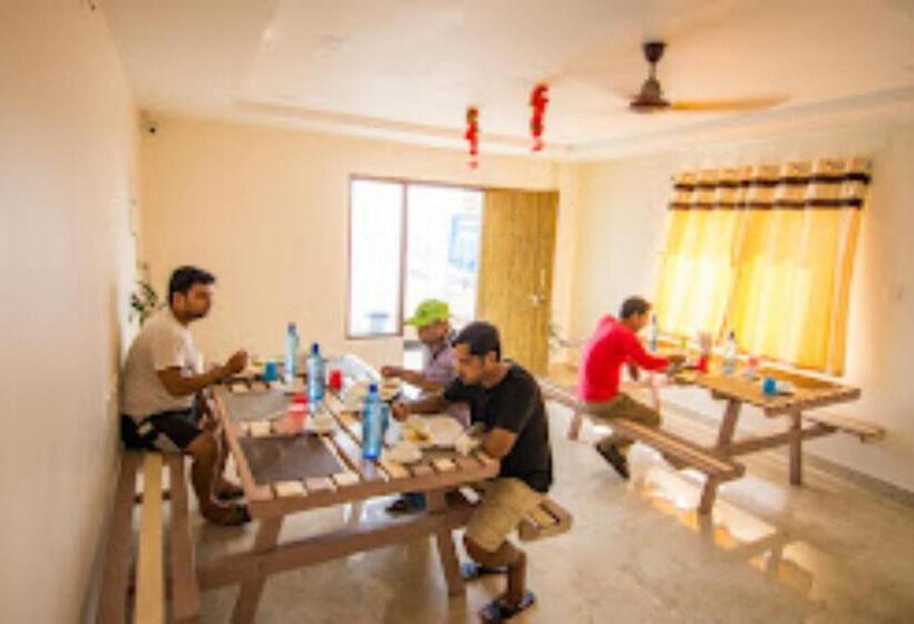 فندق Homey Suites Vizag Beach Visakhapatnam