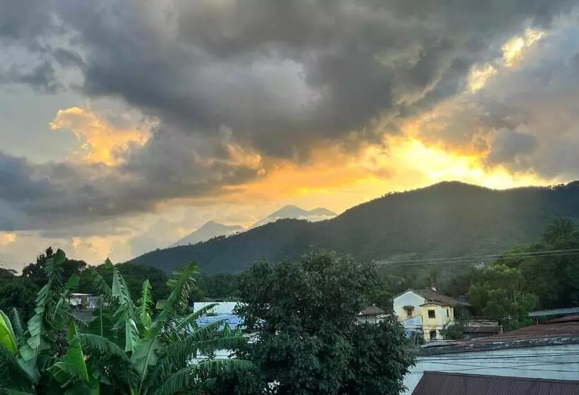 هتل Jireh Antigua