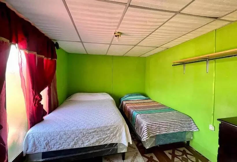 هتل Jireh Antigua