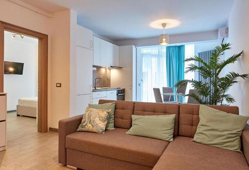 هتل Luxuri By Alz