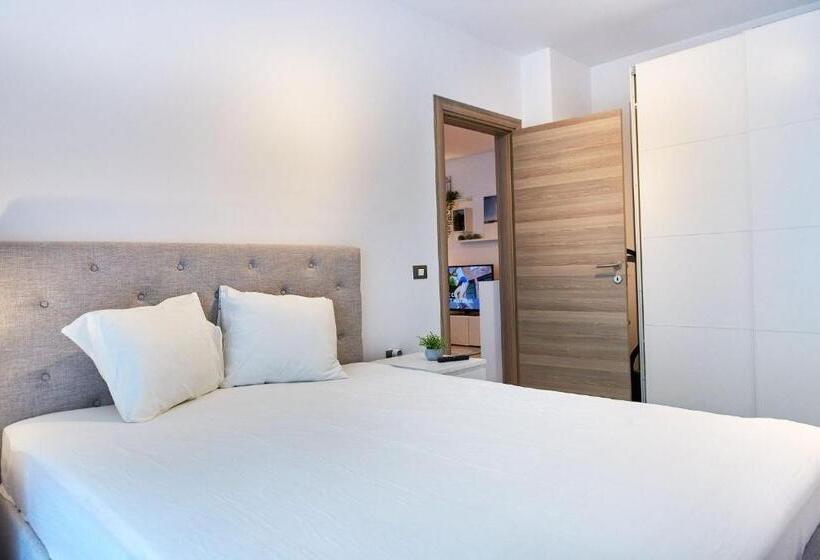 هتل Luxuri By Alz