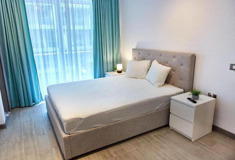 هتل Luxuri By Alz