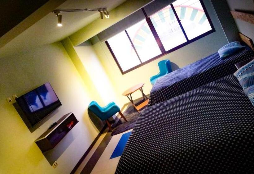 هتل Posada Mia Copacabana