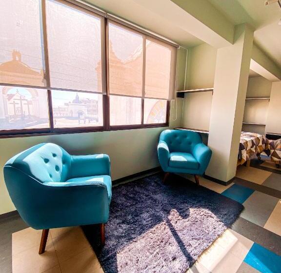 هتل Posada Mia Copacabana