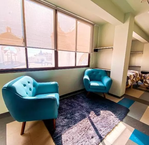 هتل Posada Mia Copacabana