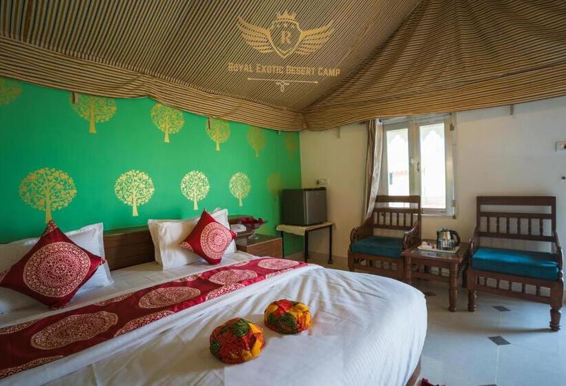 هتل Royal Exotic Luxury Desert Camp