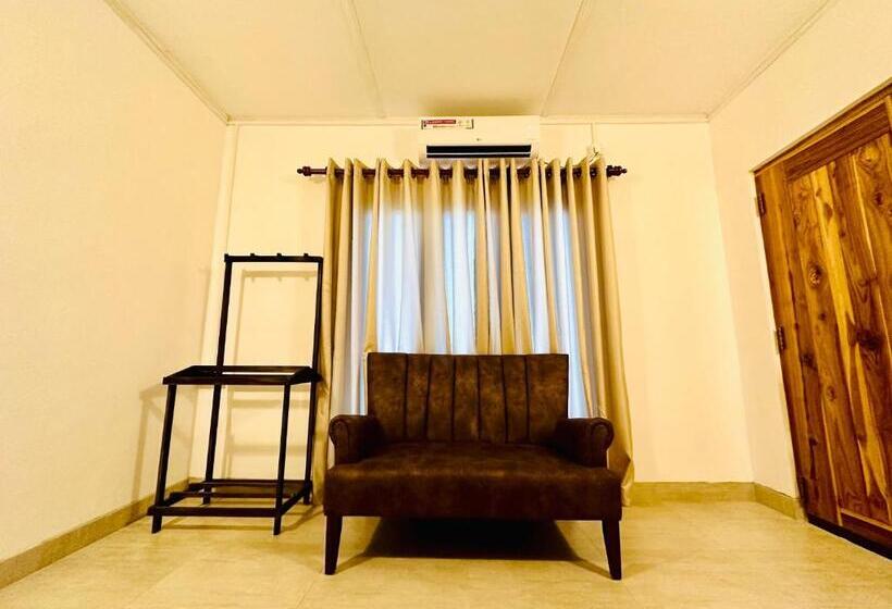 فندق Wilpattu Blue Sapphire Lite B&b