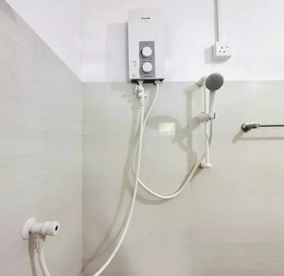 ホテル Wilpattu Blue Sapphire Lite   B&b
