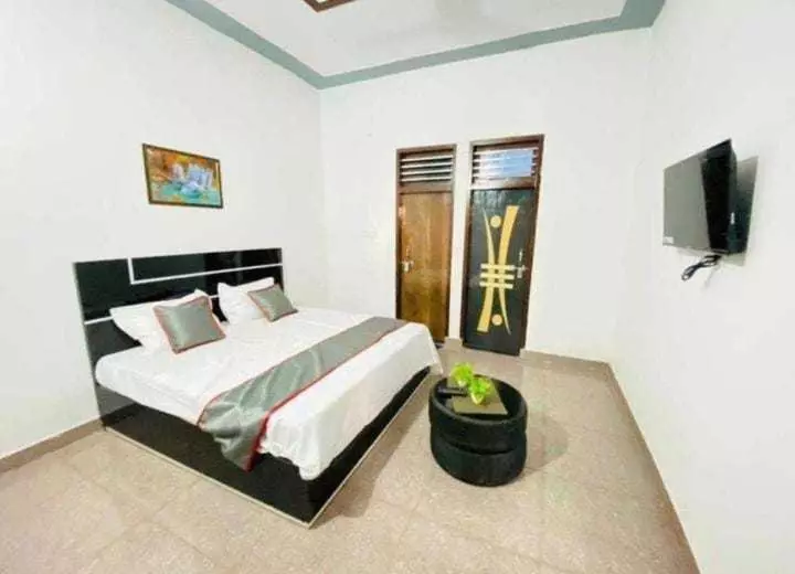 Oyo E Hotel Ansal